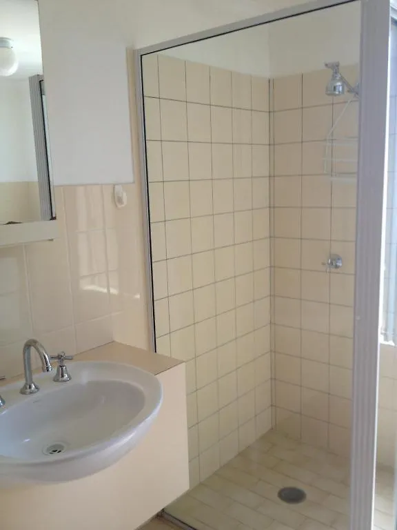 Fronds Holiday Apartments Merimbula